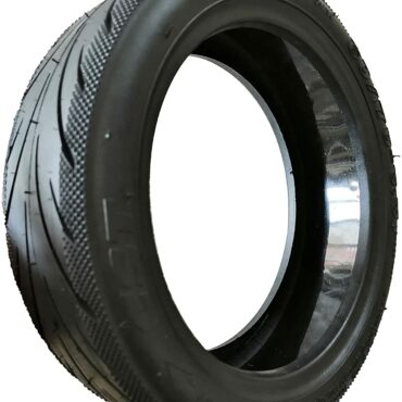 ninebot max tire in white background